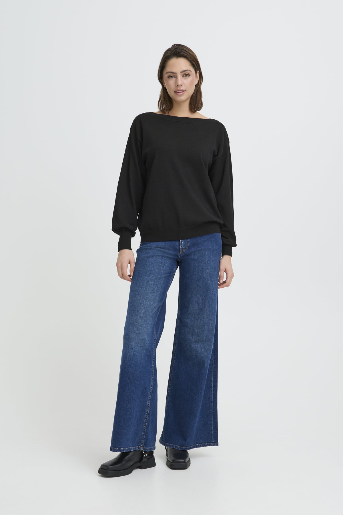 Huls Boat Neck Knit in Black by ICHI