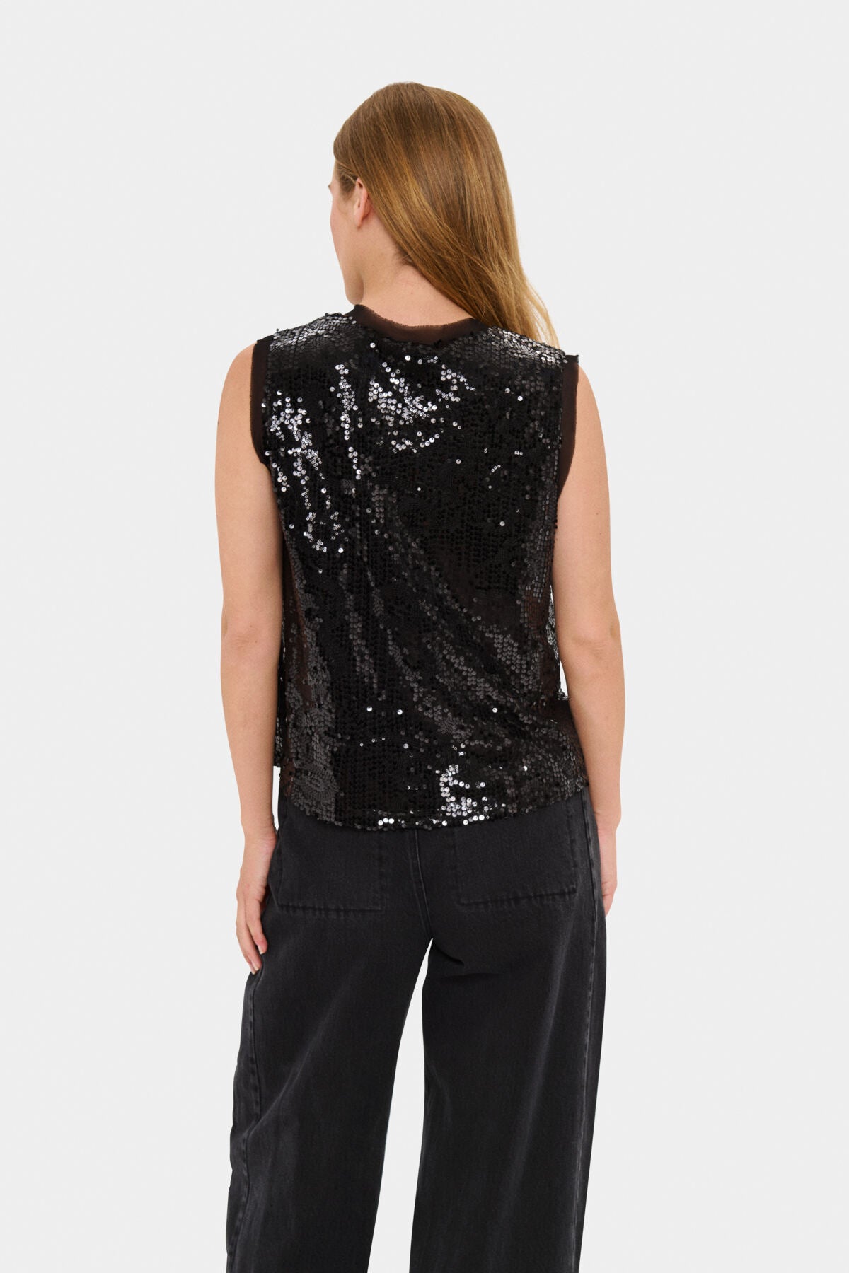 Nuciana in Black Shimmer by Saint Tropez