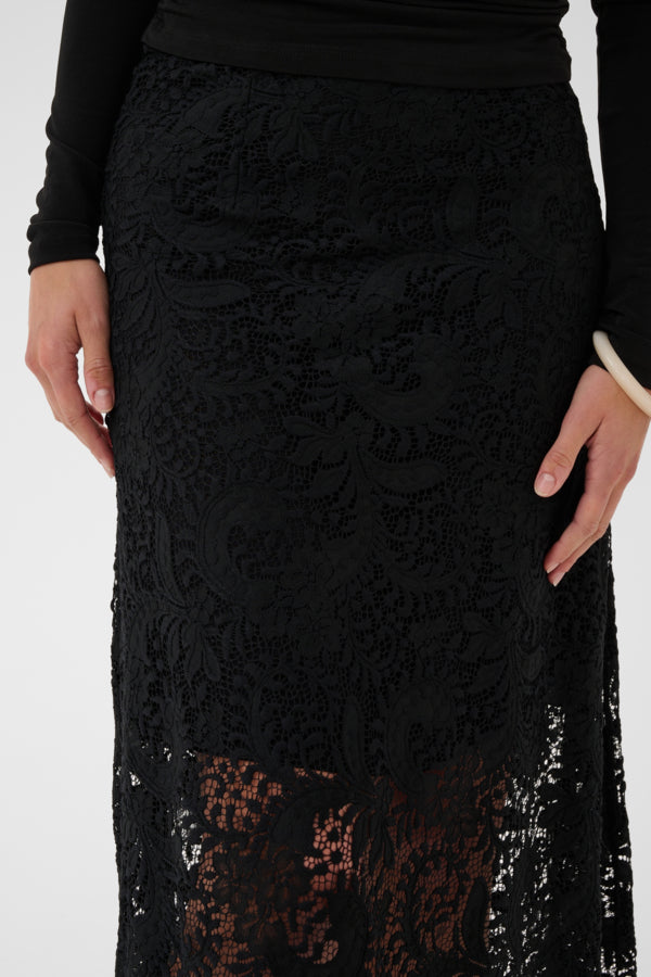 Tafy Lace Skirt in Black by Saint Tropez