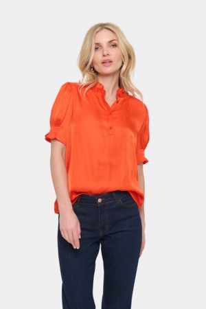 Veeni Shirt by Saint Tropez